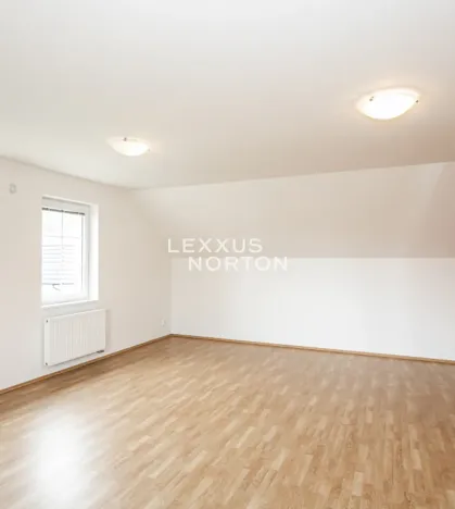 Pronájem vily, Průhonice, Pod Valem II., 400 m2