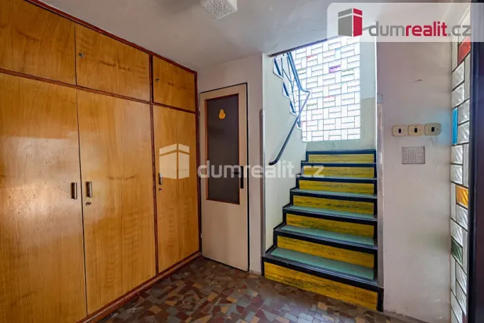 Prodej rodinného domu, Vroutek, Nádražní, 280 m2