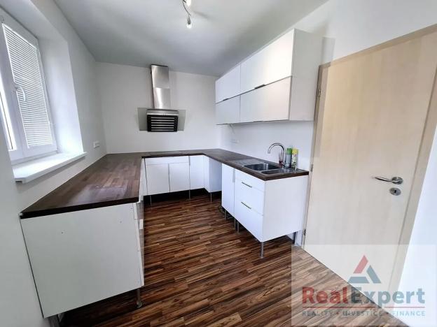 Prodej rodinného domu, Postřižín, Duhová, 149 m2