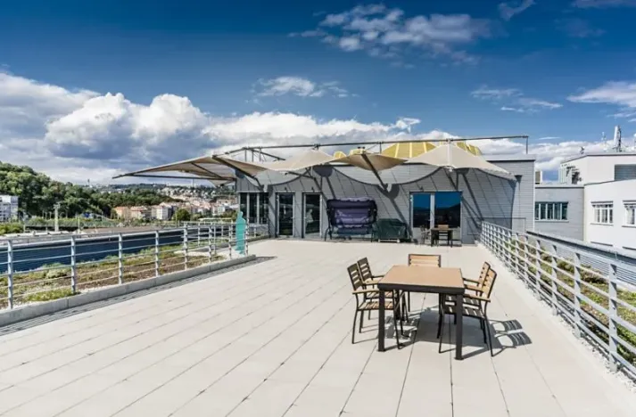 Pronájem kanceláře, Praha - Smíchov, Nádražní, 539 m2