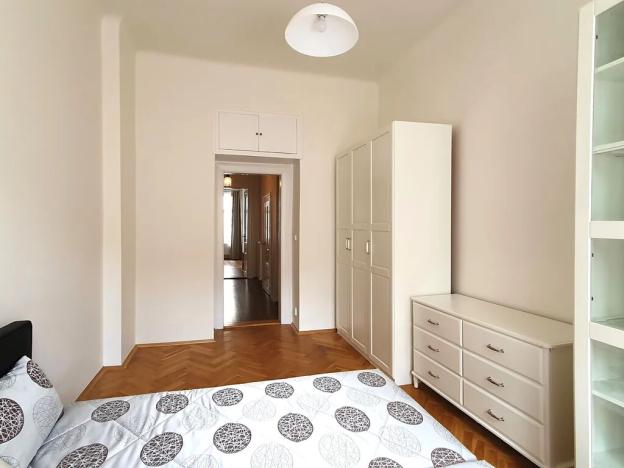 Pronájem bytu 3+1, Praha - Vinohrady, Italská, 112 m2