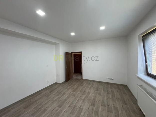 Pronájem bytu 2+1, Brno, Škrochova, 52 m2