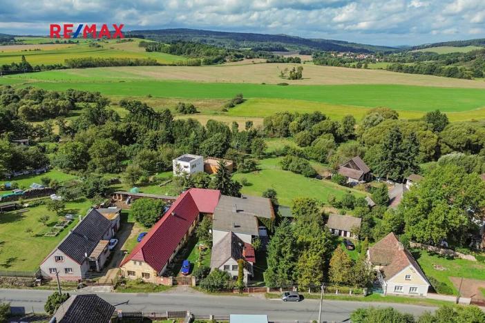 Prodej rodinného domu, Vrčeň, 437 m2