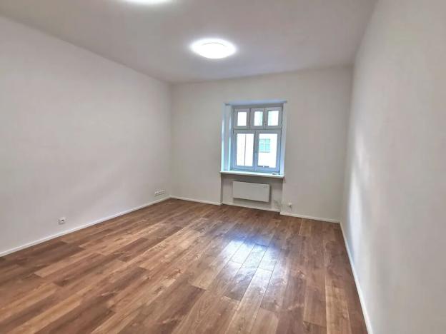 Prodej bytu 2+kk, Praha - Břevnov, Nad Kajetánkou, 45 m2