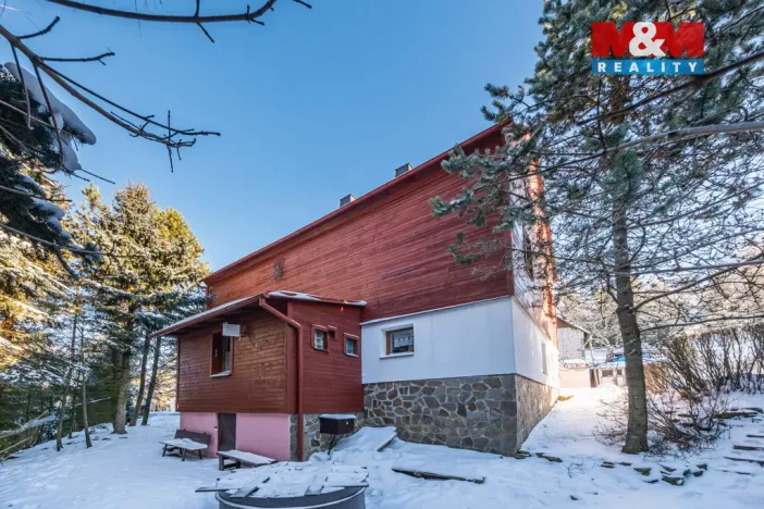 Prodej ubytování, Loučná pod Klínovcem - Háj, 285 m2