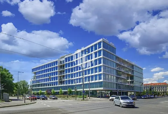 Pronájem kanceláře, Praha - Holešovice, Plynární, 443 m2