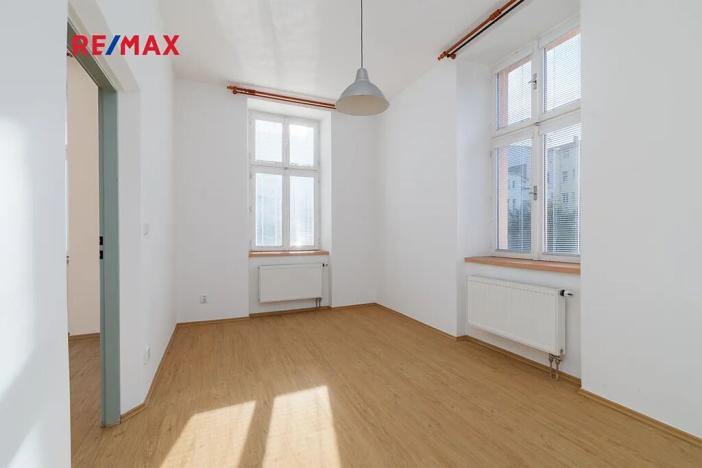 Prodej bytu 2+1, Plzeň, Nerudova, 58 m2