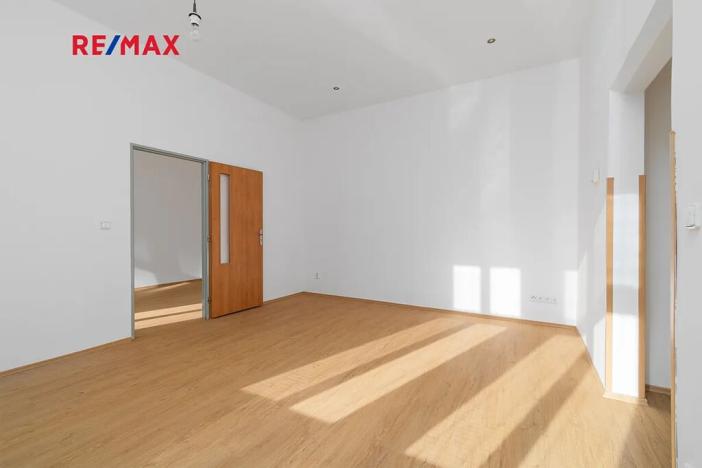 Prodej bytu 2+1, Plzeň, Nerudova, 58 m2