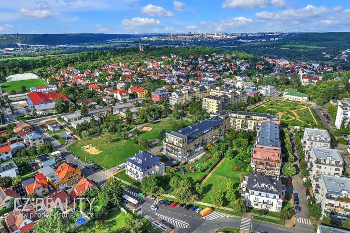 Prodej bytu 4+kk, Praha - Zbraslav, Jaromíra Vejvody, 149 m2