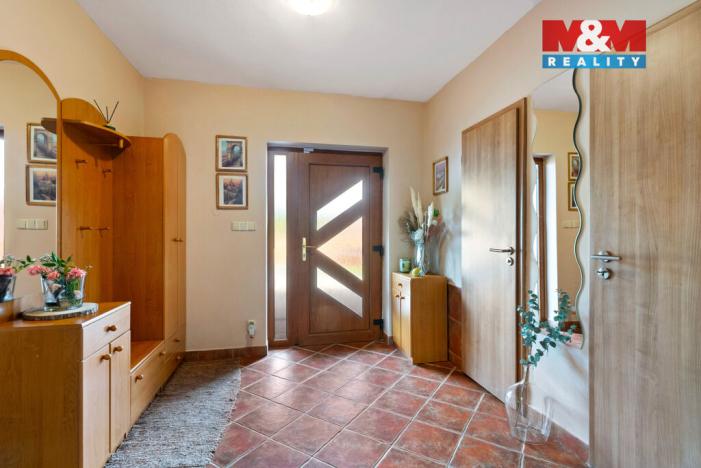 Prodej rodinného domu, Chuchelna, 290 m2