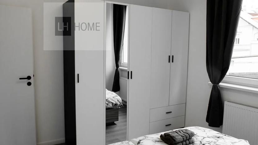 Pronájem bytu 2+kk, Karlovy Vary, 36 m2