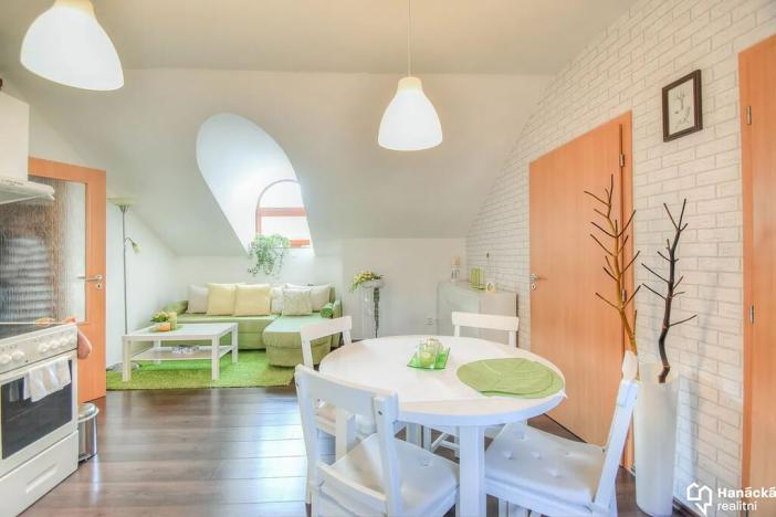 Prodej činžovního domu, Olomouc, Dolní náměstí, 1450 m2