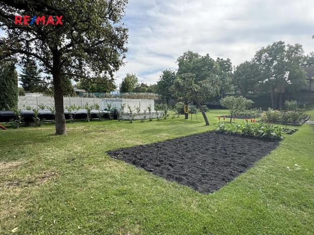 Prodej pozemku pro bydlení, Kladno, Klikorkova, 1582 m2