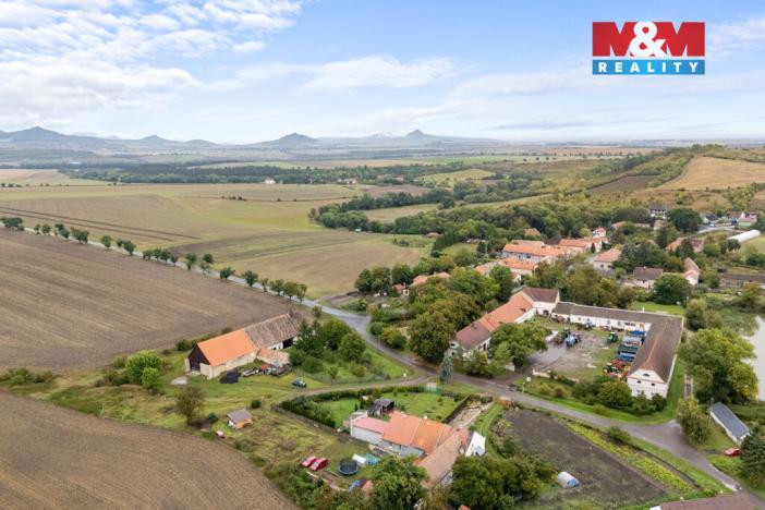 Prodej pozemku pro bydlení, Koštice - Vojničky, 878 m2