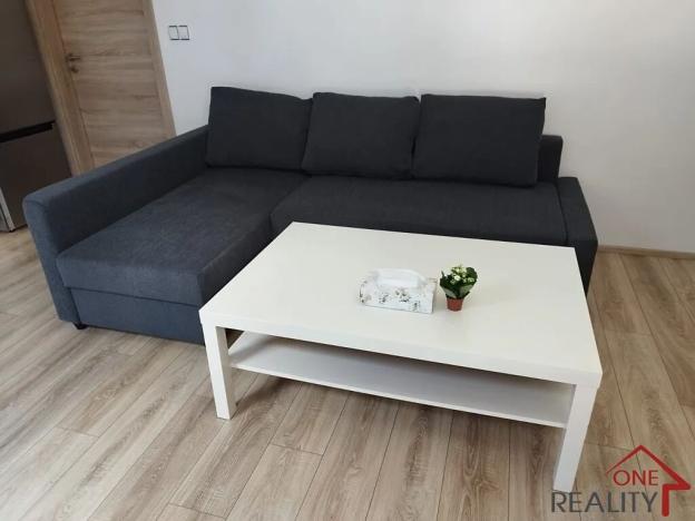 Pronájem bytu 1+kk, Zlín, 35 m2