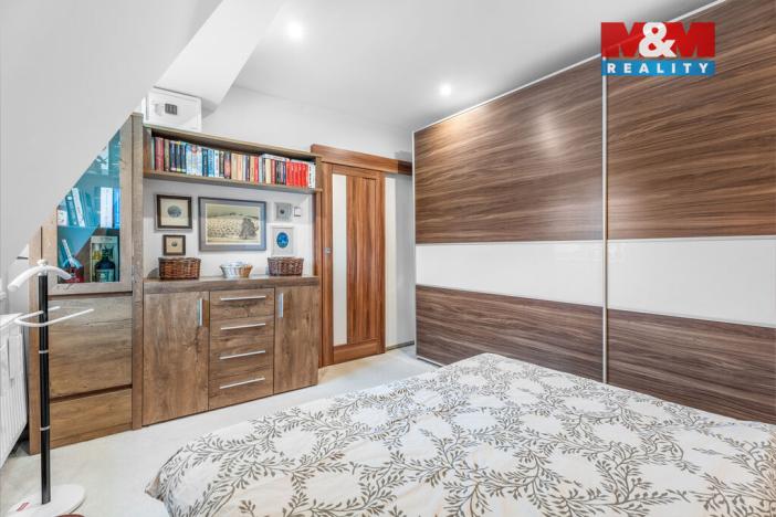 Prodej činžovního domu, Ústí nad Labem - Krásné Březno, Janáčkova, 250 m2