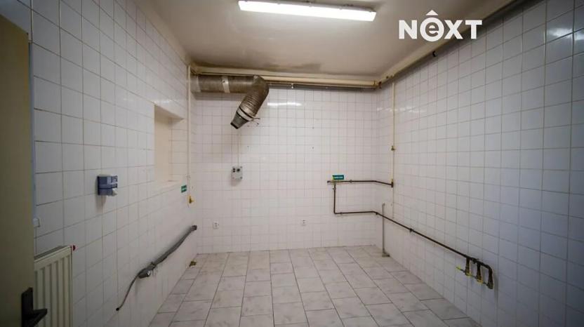 Pronájem obchodního prostoru, Břeclav, Lidická, 675 m2