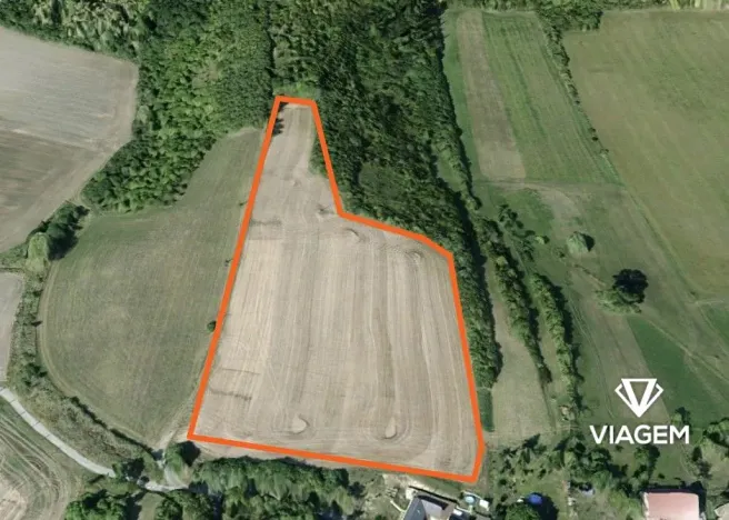 Prodej podílu pozemku pro bydlení, Dobrovice, 2276 m2