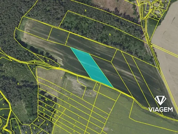 Prodej podílu pole, Libež, 1233 m2