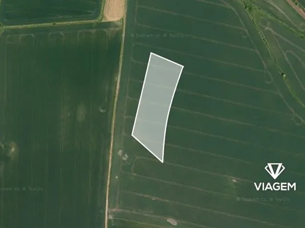 Prodej podílu pole, Dobrovice, 7666 m2