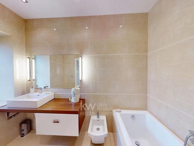 Pronájem bytu 3+1, Praha - Malá Strana, U železné lávky, 125 m2