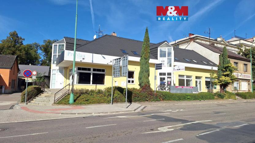 Pronájem obchodního prostoru, Chlumec nad Cidlinou - Chlumec nad Cidlinou IV, Kozelkova, 24 m2