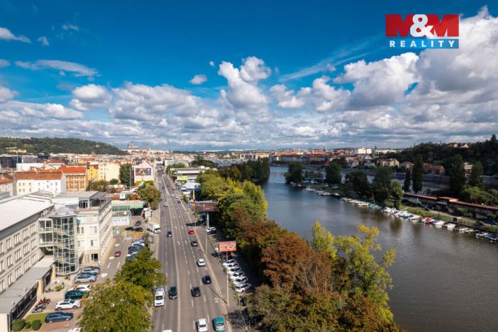 Prodej bytu 2+1, Praha - Smíchov, Moulíkova, 80 m2