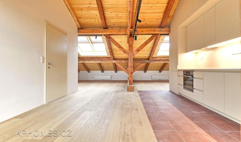 Pronájem bytu 1+kk, Praha - Nové Město, Podskalská, 97 m2