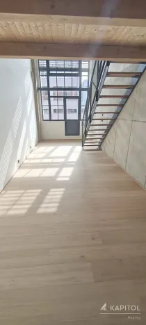 Pronájem bytu 2+kk, Praha - Vysočany, Kolbenova, 58 m2