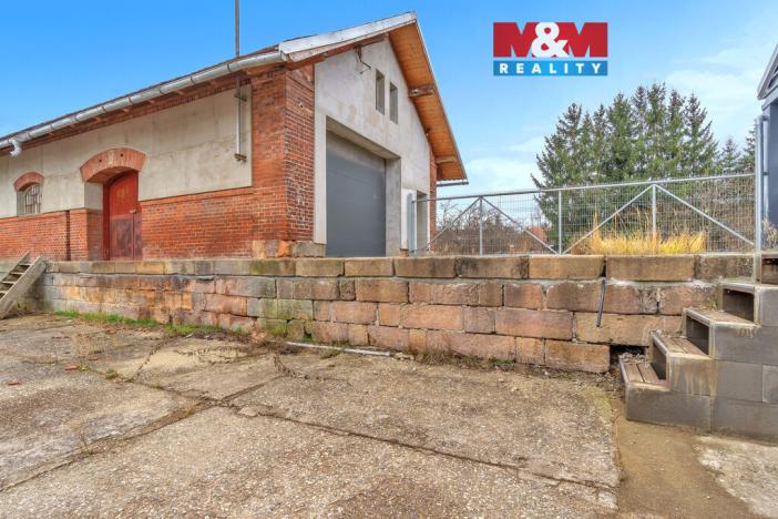 Pronájem skladu, Lázně Bělohrad, Nádražní, 350 m2