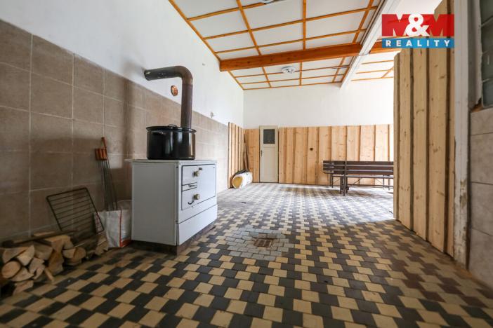 Prodej výrobních prostor, Černošín, 1100 m2