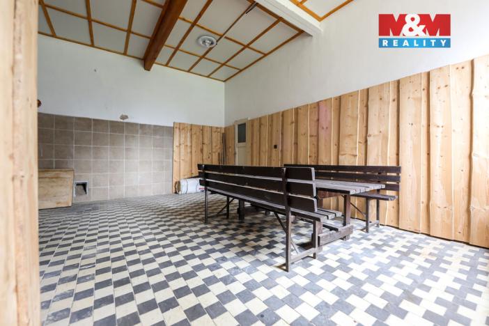 Prodej výrobních prostor, Černošín, 1100 m2