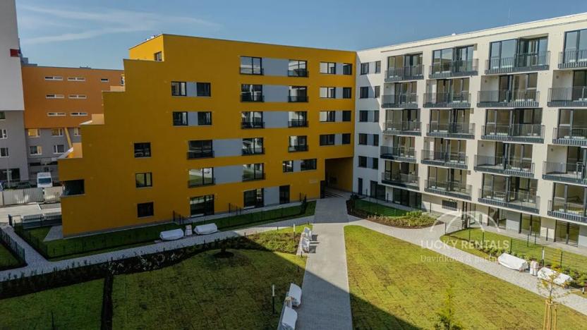 Pronájem bytu 1+kk, Praha - Chodov, Líbalova, 29 m2