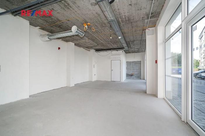 Pronájem ordinace, Milovice, Spojovací, 64 m2