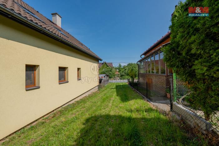 Prodej pozemku pro bydlení, Loučka, 1104 m2