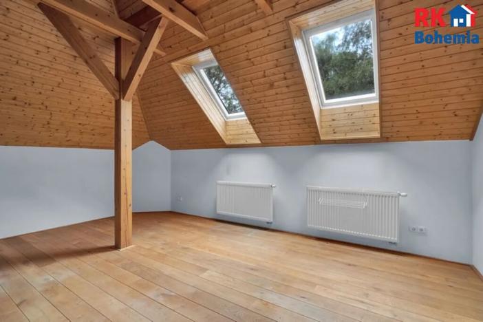 Prodej rodinného domu, Hrdlořezy, 400 m2