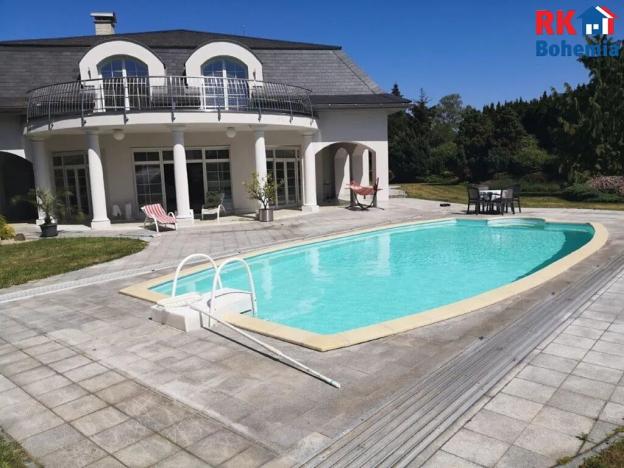 Prodej vily, Turnov, Křišťálová, 696 m2