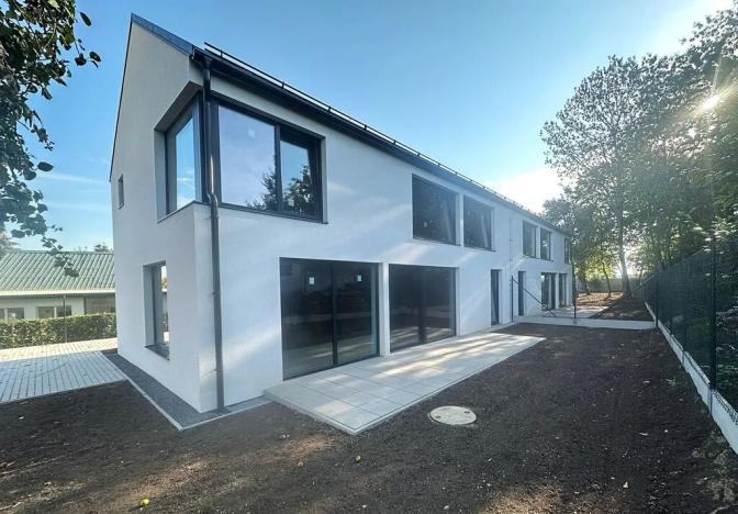 Prodej rodinného domu, Strančice, 155 m2