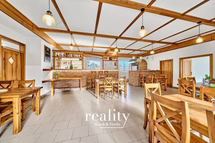Prodej ubytování, Jevišovice, 1530 m2