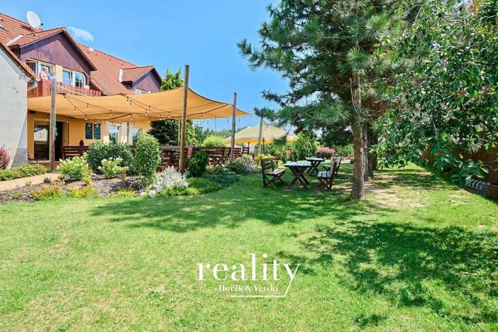Prodej ubytování, Jevišovice, 1530 m2