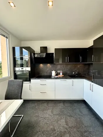 Pronájem bytu 2+1, Liberec, Rychtářská, 62 m2