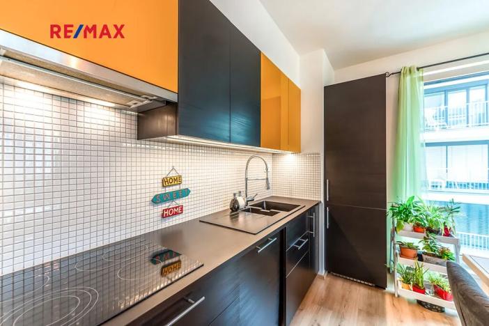 Prodej bytu 3+kk, Praha - Malešice, Počernická, 83 m2