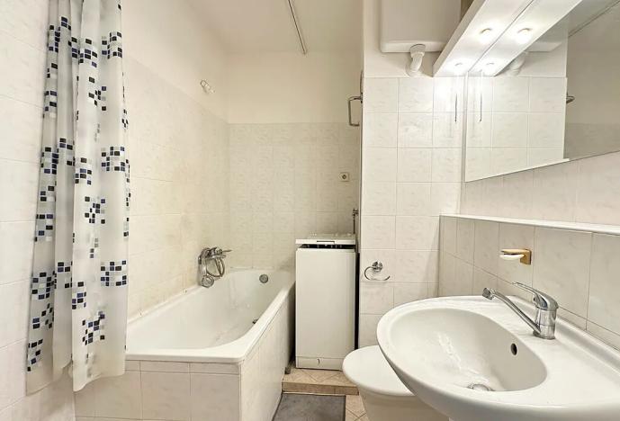 Prodej bytu 3+1, Brno, Kvapilova, 77 m2