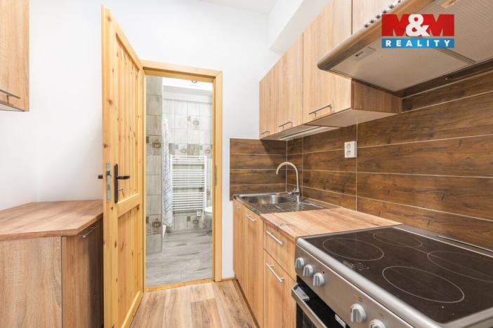 Prodej činžovního domu, Otrokovice - Kvítkovice, tř. Osvobození, 422 m2