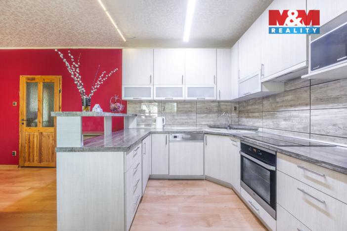 Prodej činžovního domu, Otrokovice - Kvítkovice, tř. Osvobození, 422 m2