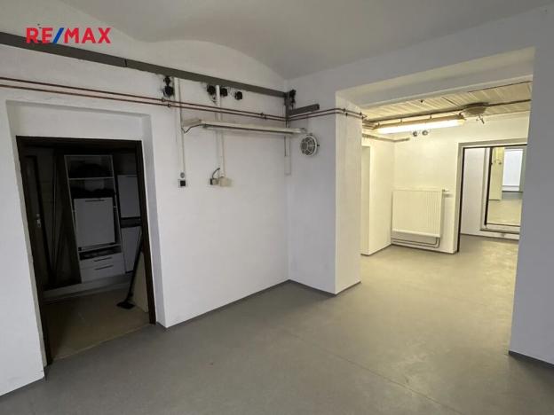 Pronájem obchodního prostoru, Praha - Vokovice, Vokovická, 120 m2