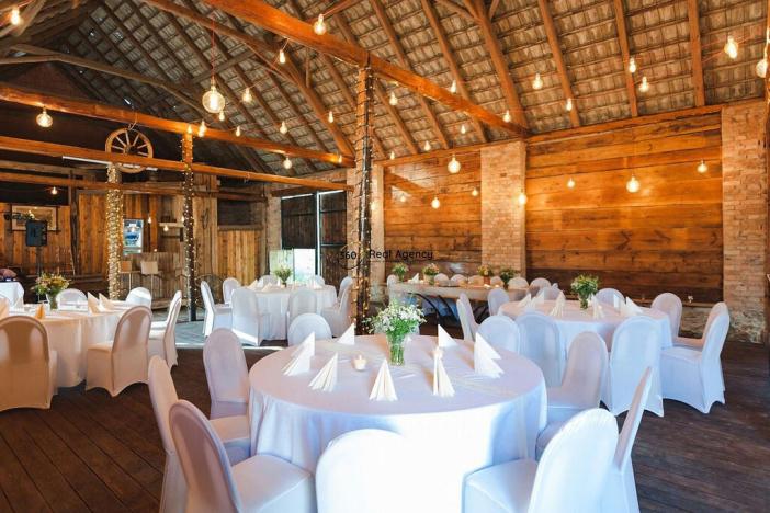 Prodej ubytování, Sedlec - Malé Chrášťany, 1420 m2