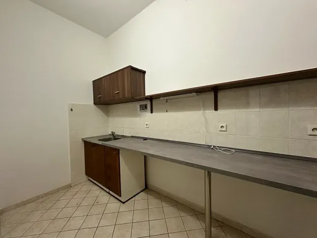 Pronájem kanceláře, Hradec Králové, Malé náměstí, 70 m2