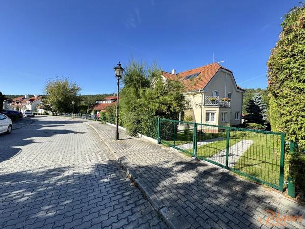 Pronájem bytu 3+1, Praha - Nebušice, Na Malé Šárce, 102 m2