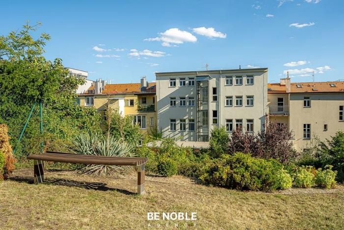 Prodej kanceláře, Praha - Smíchov, Švédská, 123 m2